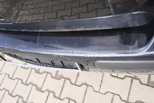 VW Golf 4 Limousine Stoßstange hinten Heckstoßstange Stoßfänger schwarz LC9Z (165162)