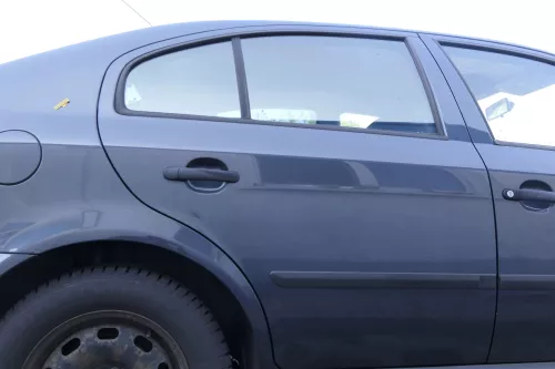 Skoda Octavia 1U Limousine Tür hinten rechts grau L8L8 LF7S - ohne Anbauteile (165187)