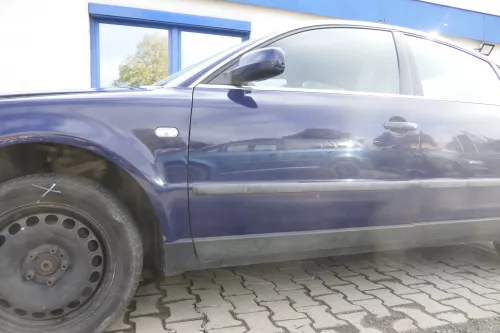 Passat 3B 3BG 3B6 Kombi + Limo Tür vorne links Fahrertür blau LA5E ohneAnbaut (165232)