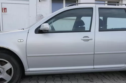 VW Golf 4 Bora Tür vorne links Fahrertür 4/5-Türer & Kombi silber LB7Z -ohneAnba