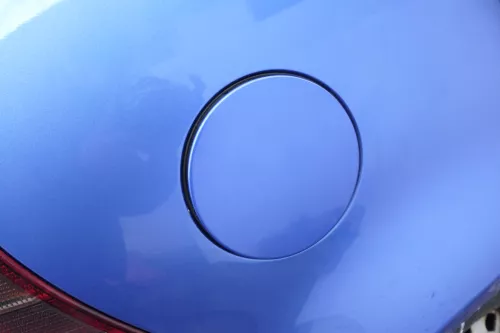 VW Golf 4 Limousine Tankdeckel Deckel Tank Tankverschluß blau LW5Y (165327)