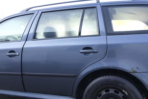 Skoda Octavia 1U5 Combi Kombi Variant Tür hinten links grau LF7V 9901 U9  (165489)