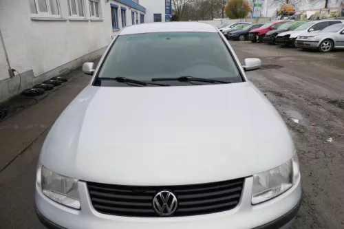 VW Passat 3B Motorhaube Klappe vorne vorn Haube silber grau LB7Z (165503)