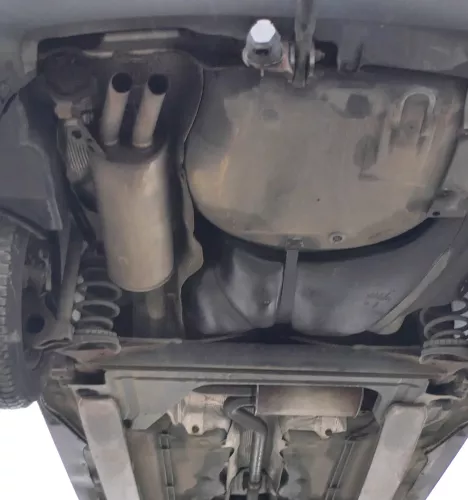 VW Passat 3B 3BG Auspuff Mittelschalldämpfer + Endschal 1,9 TDI AJM AVB 85kw 74k