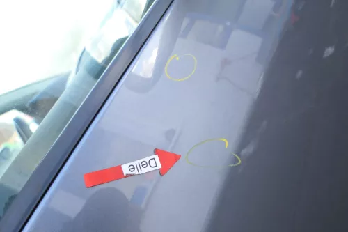 VW Touran 1T3 1T Tür vorne rechts Beifahrertür grau LD7X ohne Anbauteile (165554)