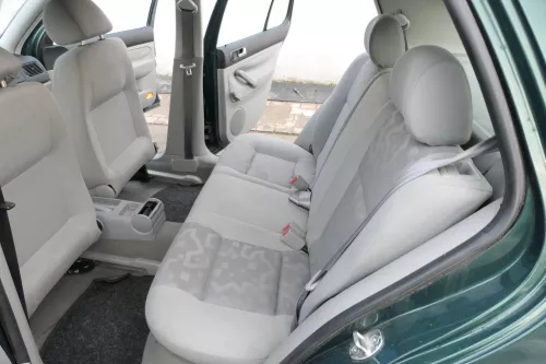 Golf 4 Limousine Sitz Rückbank Rücksitzbank Sitzfläche Sitze grau  (165613)