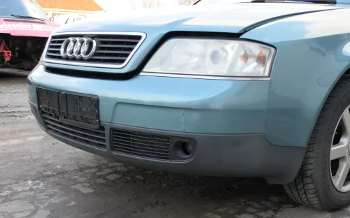 Audi A6 4B Frontstoßstange Stoßstange vorn vorne Stoßfänger grün blau LX6V jaspi (165665)