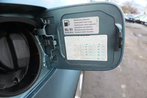 Audi A6 4B 4Z Tankdeckel Tankklappe Tank Deckel Klappe  grün blau LX6V jaspisgrü (165674)