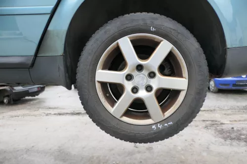 4x Audi A4 8E A6 4B Alufelgen 195/65R15 91H Winterreifen Reifen 4-7mm KBA 46659 (165703)