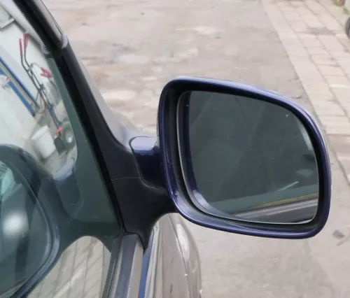 VW Polo 6N2 elektrischer Spiegel Außenspiegel rechts außen blau LB5N (165752)