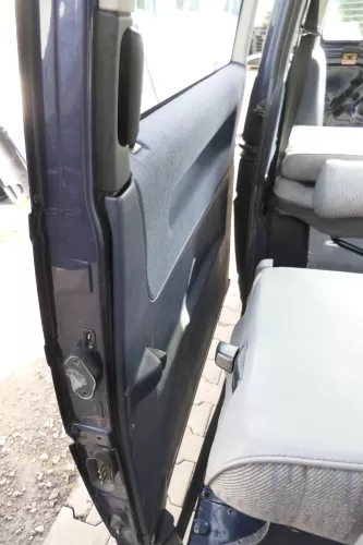 VW T4 Verkleidung Abdeckung Schiebetür Tür Seite rechts hinten Multivan blau lag (165902)