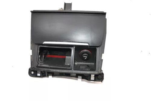 Audi A4 8K Aschenbecher vorne 8K0857951 (166081)