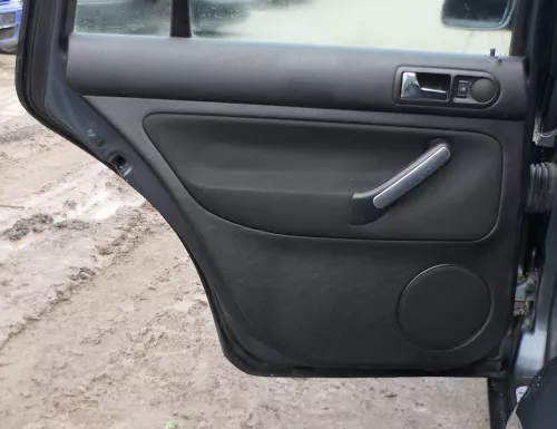 1x VW Golf 4 1J Kombi Türverkleidung Verkleidung Tür hinten links schwarz  (166113)