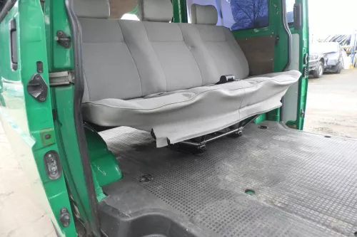 VW T4 Sitze hinten Sitz Rückbank 3-er (Multivan Caravelle) Rücksitzbank (166189)