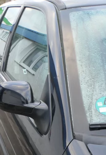 VW Polo Kombi Caddy 9K vorne rechts Fenster Scheibe in Tür Fensterscheibe (166328)