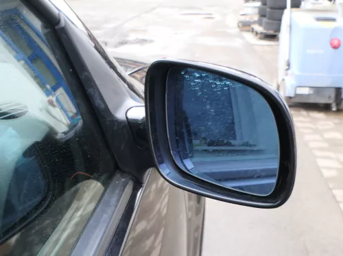VW Bora Golf 4 elektrischer Spiegel Außenspiegel rechts mit Glas schwarz LC9Z KM (166435)