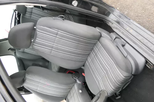 VW Fox Sitz Fahrersitz vorne links OHNEAirbag höhenverstellbar  v (166454)