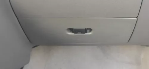 VW Polo 6N Handschuhfach Fach unter dem Beifahrerairbag grau