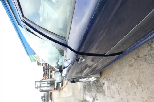 Skoda Octavia 1U Kombi + Limo Tür vorne links Fahrertür blau LF5U 9460 ohne Anba (166697)
