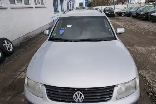 VW Passat 3B Motorhaube Klappe vorne vorn Haube silber grau LB7Z (166899)