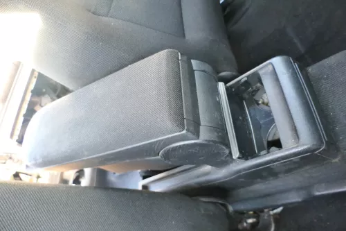 VW Passat 3B Mittelarmlehne Armlehne Lehne Mitte Original schwarz dunkel