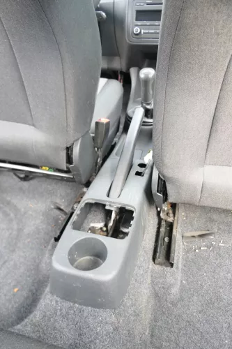 Skoda Fabia 5J Mitteltunnel Tunnel Becherhalter Mittelkonsole 5J0863241B 47H (167373)