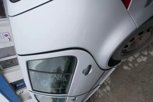 VW Golf 4 Limousine Tür hinten links silber LA7W (KEINkombi) (167447)