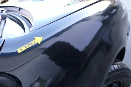 VW Polo 9N Kotflügel vorne rechts schwarz L041 bis ca.Bj.2004 (167759)