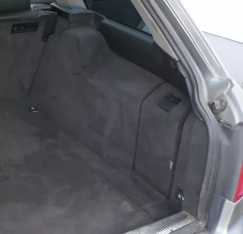Audi A6 4B Avant Abdeckung Verkleidung Kofferraum hinten rechts Seite schwarz (167924)