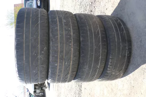 4x Golf 4 Alufelge Felge 205/55 R16 91V 1J0601025AC Ronal 2-4mm schwarz (168020)