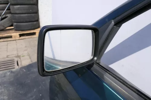 VW Golf 3 Vento elektrischer Spiegel Außenspiegel links mit Glas schwarz (168470)