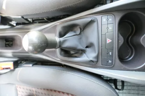 Seat Ibiza 6J Schaltknauf Schaltsack Schaltung Schaltknüppel Schalthebel  (168928)