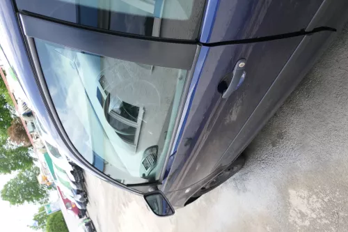 VW Polo 9N 9N3 Tür vorne links Fahrertür 2/3-Türer blau LB5N ohneAnbautei (169115)