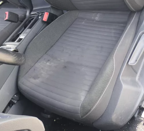 Golf 7 5G nur Bezug von Sitzfläche für Sitz Fahrersitz vorne links BEZUG!+Polste (169168)