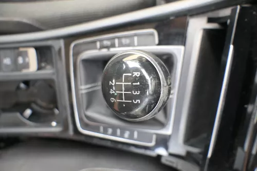VW Golf 7 Schaltknauf Schaltsack Schaltung Schaltknüppel original 6-Gang Leder (169180)