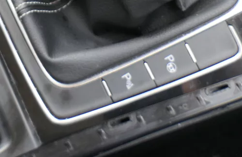 VW Golf 7 5G Schalter Block Bedieneinheit Drucktasten PDC Parken Einparkhilfe (169182)