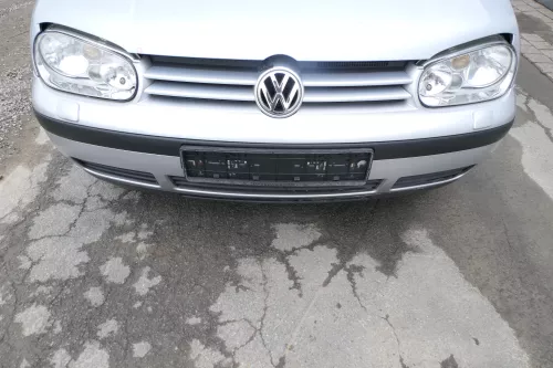 VW Golf 4 Stoßstange vorne Stoßfänger vorn vorne silber LB7Z SWR (169289)