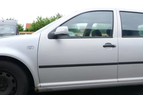 VW Golf 4 Bora Tür vorne links Fahrertür 4/5-Türer & Kombi silber LB7Z -ohneAnba