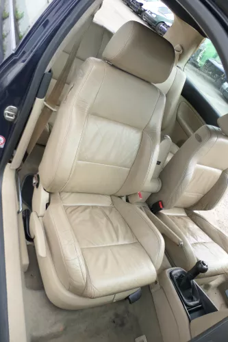 VW Golf 4 Türdichtung Dichtung Tür vorne rechts Beifahrertür 2/3-Türer beige bes (169504)