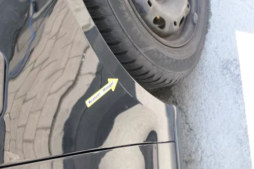 VW Polo 9N Kotflügel vorne rechts schwarz LC9Z bis ca.Bj.2004  (169702)