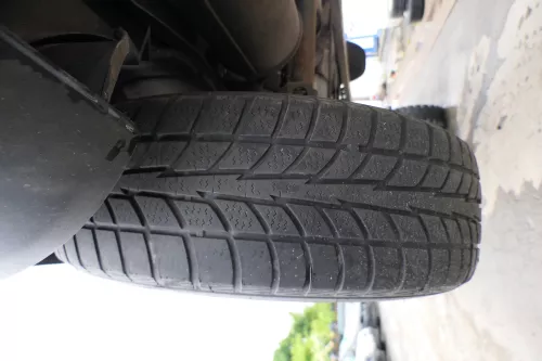 A6 4B Alufelgen Felgen 8D0601025M 6jx15H2 ET45 195/65 R15 Winterreifen 3-5mm (169714)