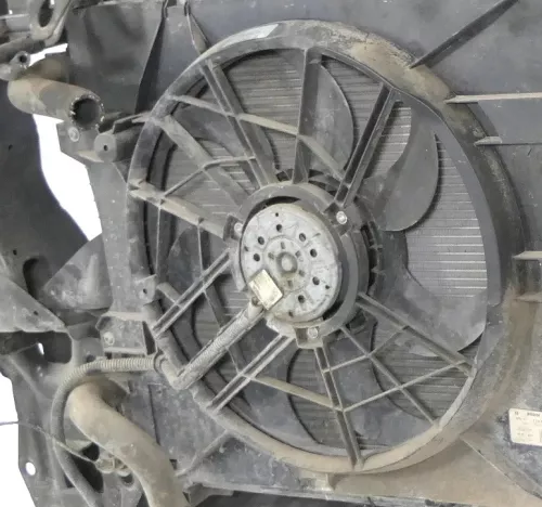 VW T5 Lüfterzarge Lüfter Kühlerlüfter Halter Lüftermotor Motor 7H0959455A / D