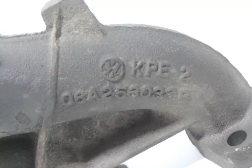 VWGolf 5 Krümmer Abgaskrümmer 1,6 75kw BFQ AVU 06A253033P 06A253031AK (170057)