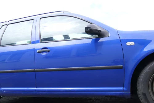 VW Golf 4 Bora Tür vorne rechts Beifahrertür 4/5-Türer+Kombi Variant blau LW5Z (170104)