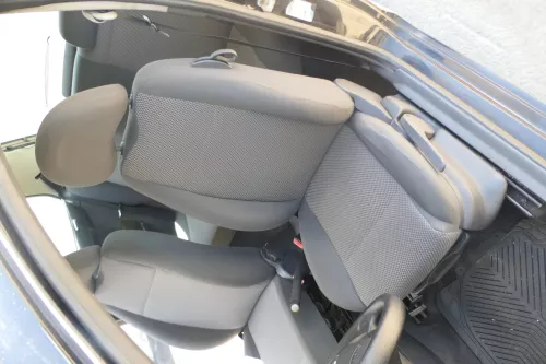 VW Fox Sitz Fahrersitz vorne links OHNEAirbag höhenverstellbar  v