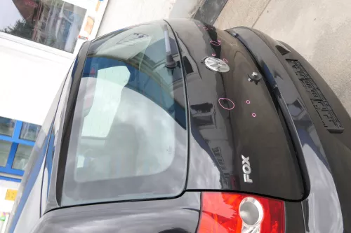 VW Fox 5Z Heckklappe Kofferraumklappe Klappe hinten + Scheibe schwarz LC9Z (170199)
