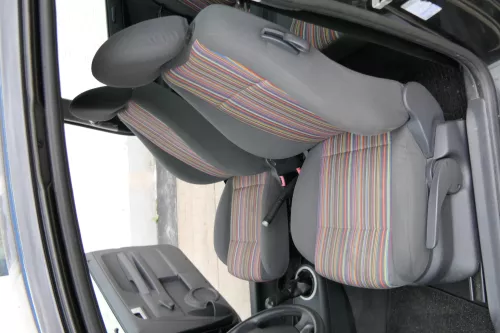 VW Fox Sitz Fahrersitz vorne links OHNEAirbag höhenverstellbar  v (170205)