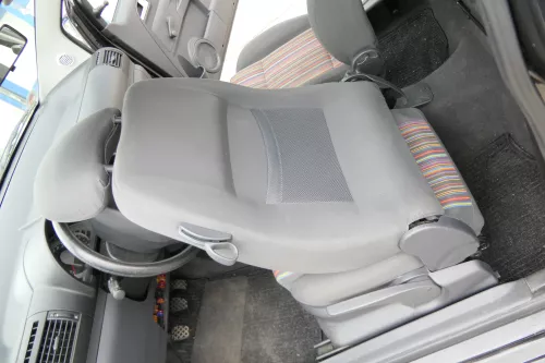 VW Fox Sitz Fahrersitz vorne links OHNEAirbag höhenverstellbar  v (170205)