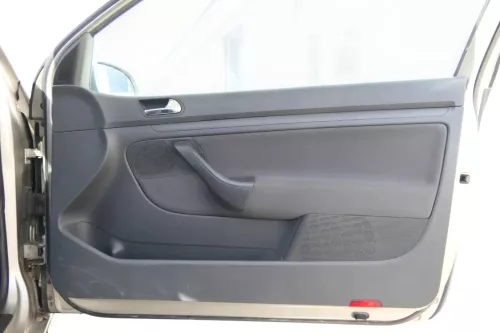 1x VW Golf 5 2/3-Türer Türverkleidung Verkleidung Tür vorne rechts (170393)