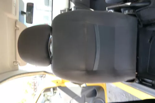 VW Fox Sitz Fahrersitz vorne links OHNEAirbag höhenverstellbar  v (170412)